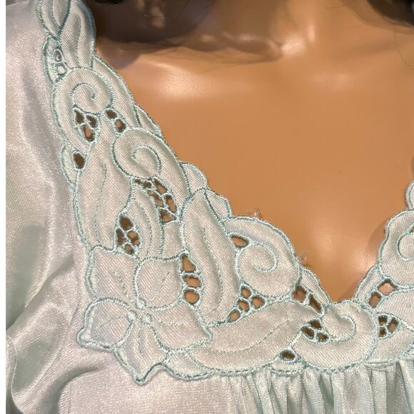 American Vintage Kayser Green flutter sleeves Long Nightgown size medium - Picture 10 of 12